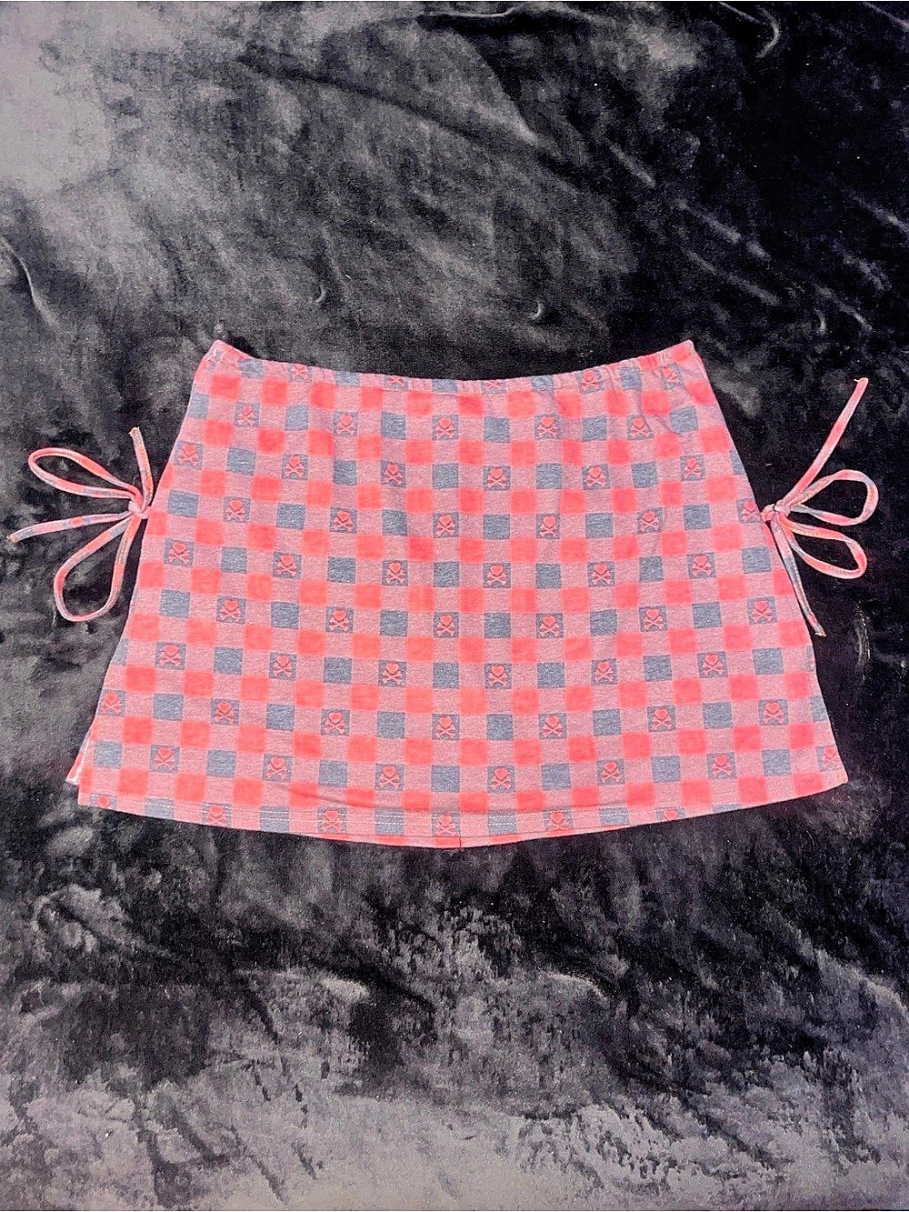 Tunnel Vision Alternative Red & Black Checkered Heart Skull Mini Skort